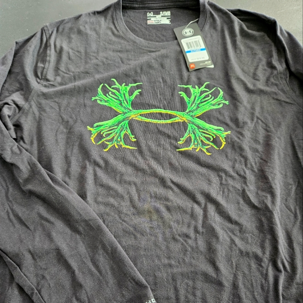 Under Armour Mens Antler Long Sleeve Shirt